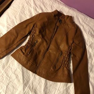 unique vintage leather jacket!